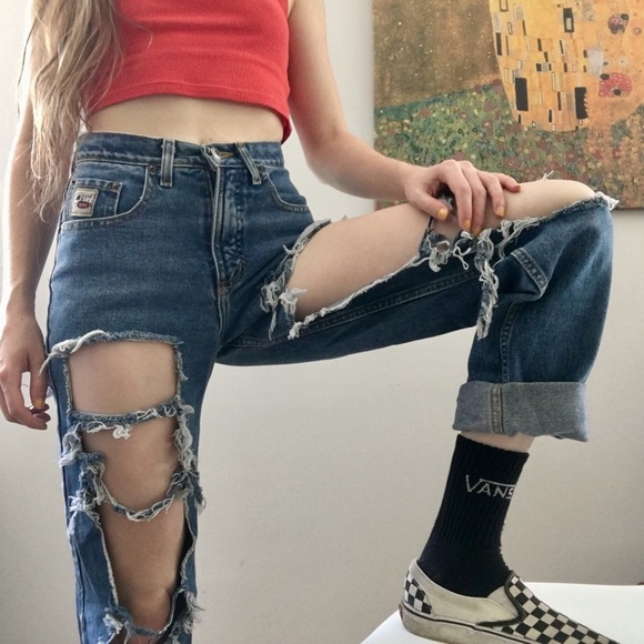 Distressed Mom Jeans - Picture 5 of 5